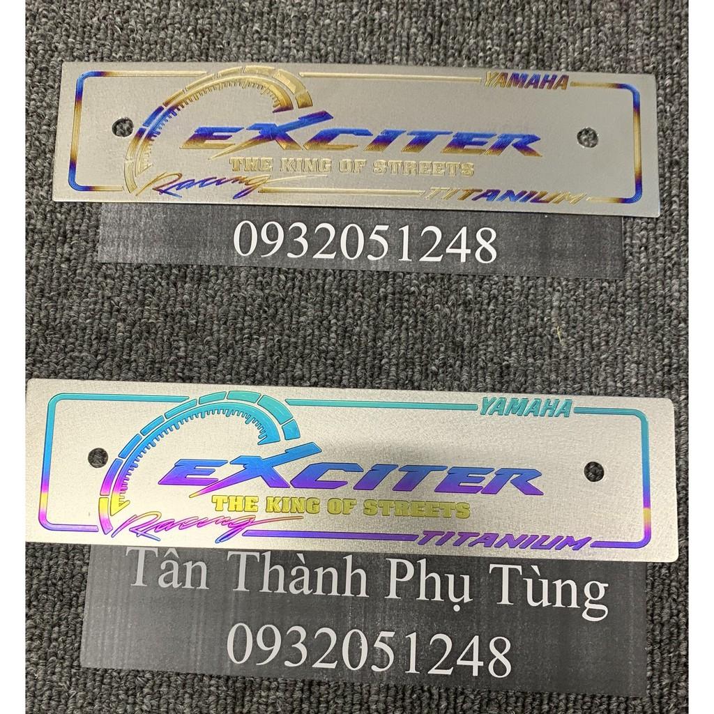 Bảng tên Titan dành cho xe Exciter kèm bass ốc