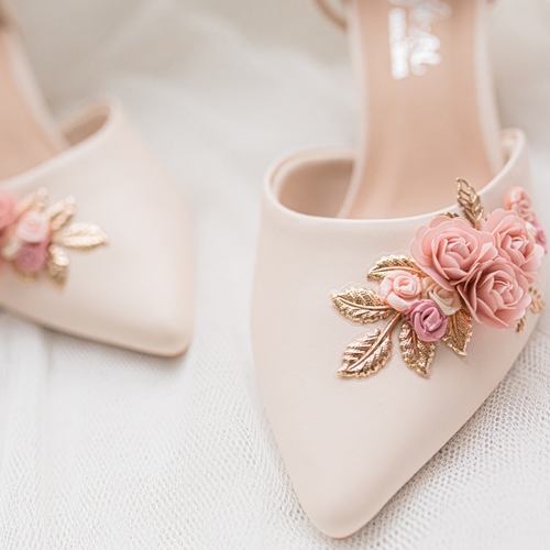 Giày cưới Nghé Art hồng cụm hoa hồng 272