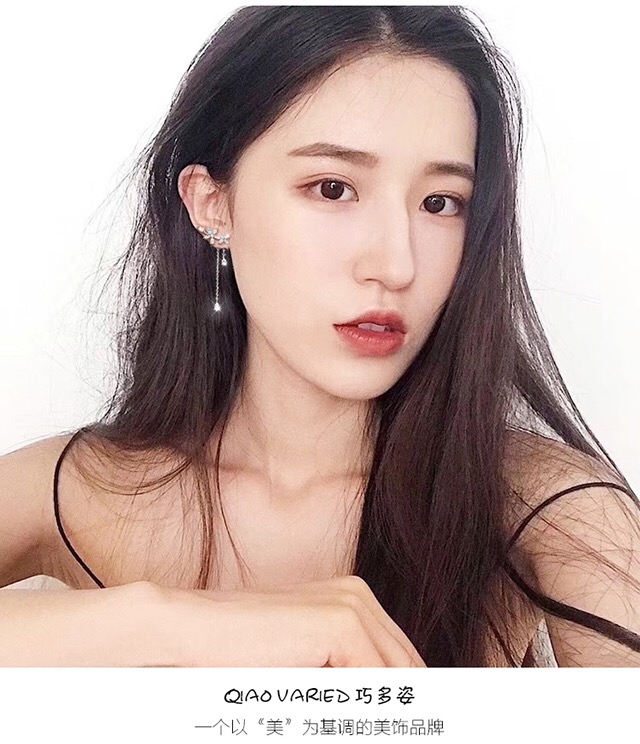 Khuyên tai hoa đính đá tiểu thư hàn quốc - khuyên tai thư kí Kim