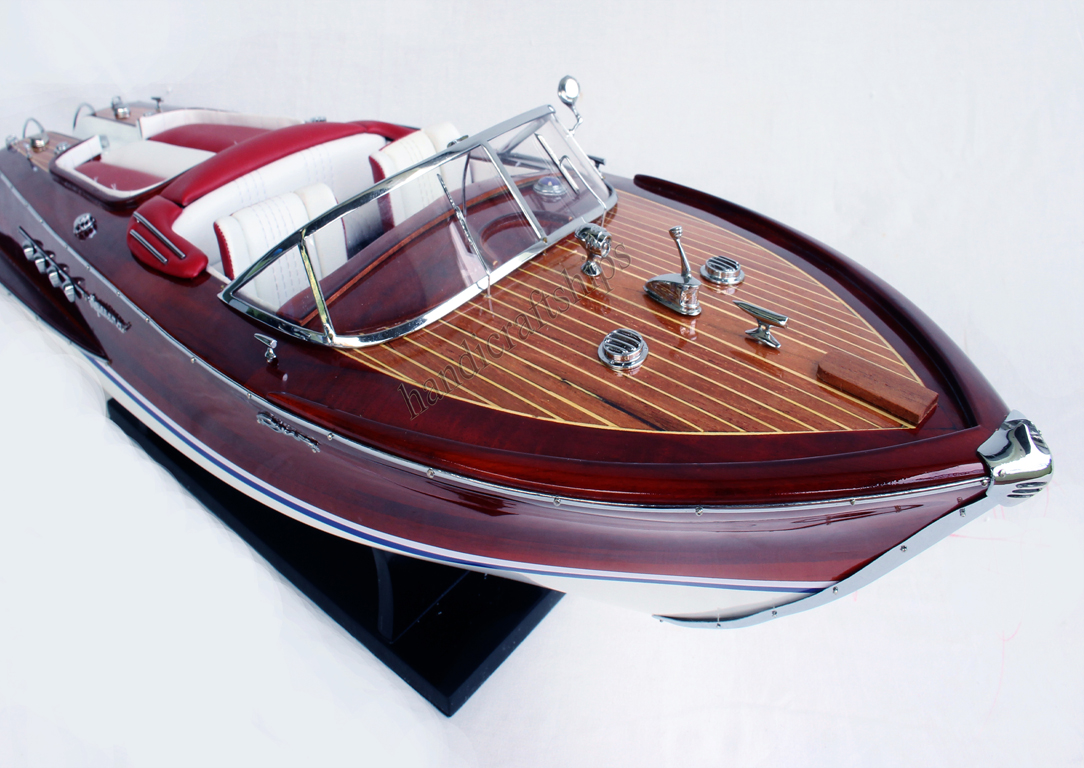 Mô hình tàu cao tốc Riva Aquarama 50cm (Nệm đỏ trắng)
