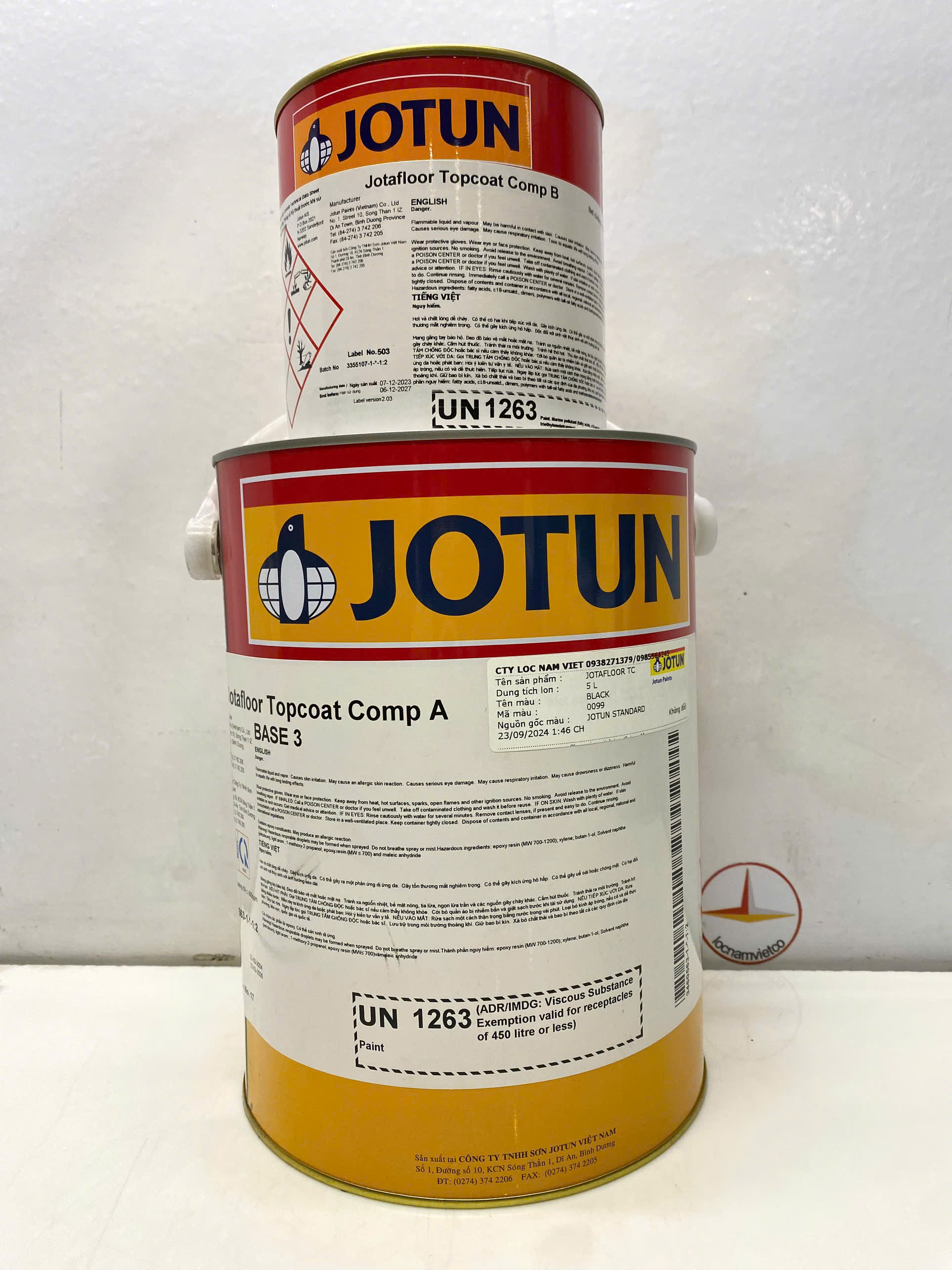 Sơn sàn bê tông epoxy Jotun Jotafloor Topcoat Base 3 màu Black 099 (Đen) _ 5L/bộ