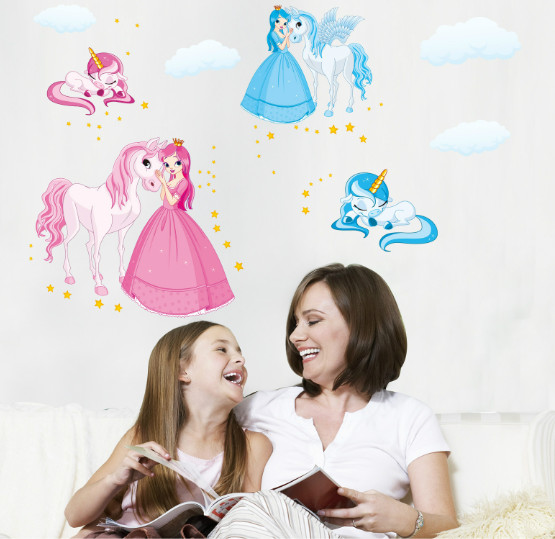 Decal trang trí tường - Công chúa và Kỳ Lân đáng yêu
