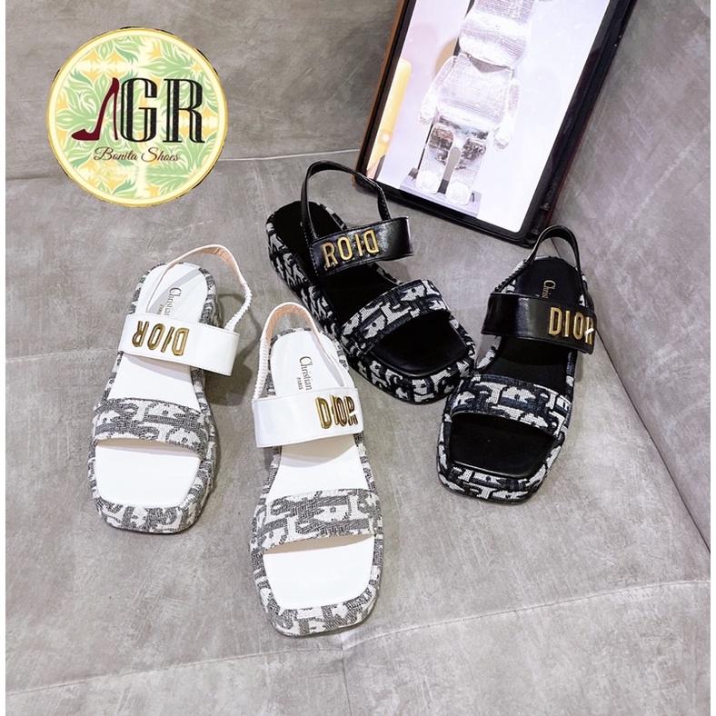 Sandal xuồng 2 quai chữ D vải chữ cao 4 cm