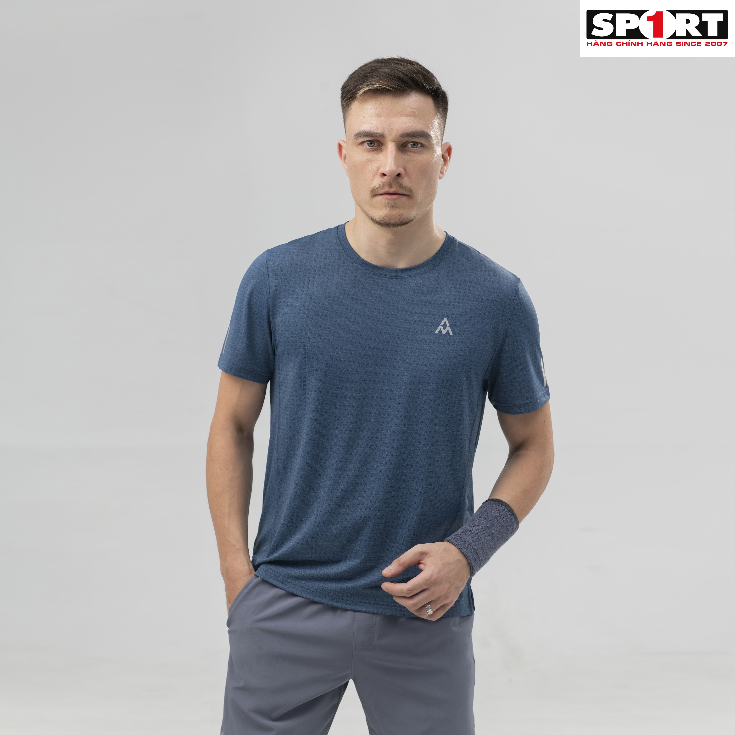 Áo Tshirt nam ngắn tay AM TSM221 cổ tròn thoáng khí, không bai xù, nhanh khô, co giãn tốt
