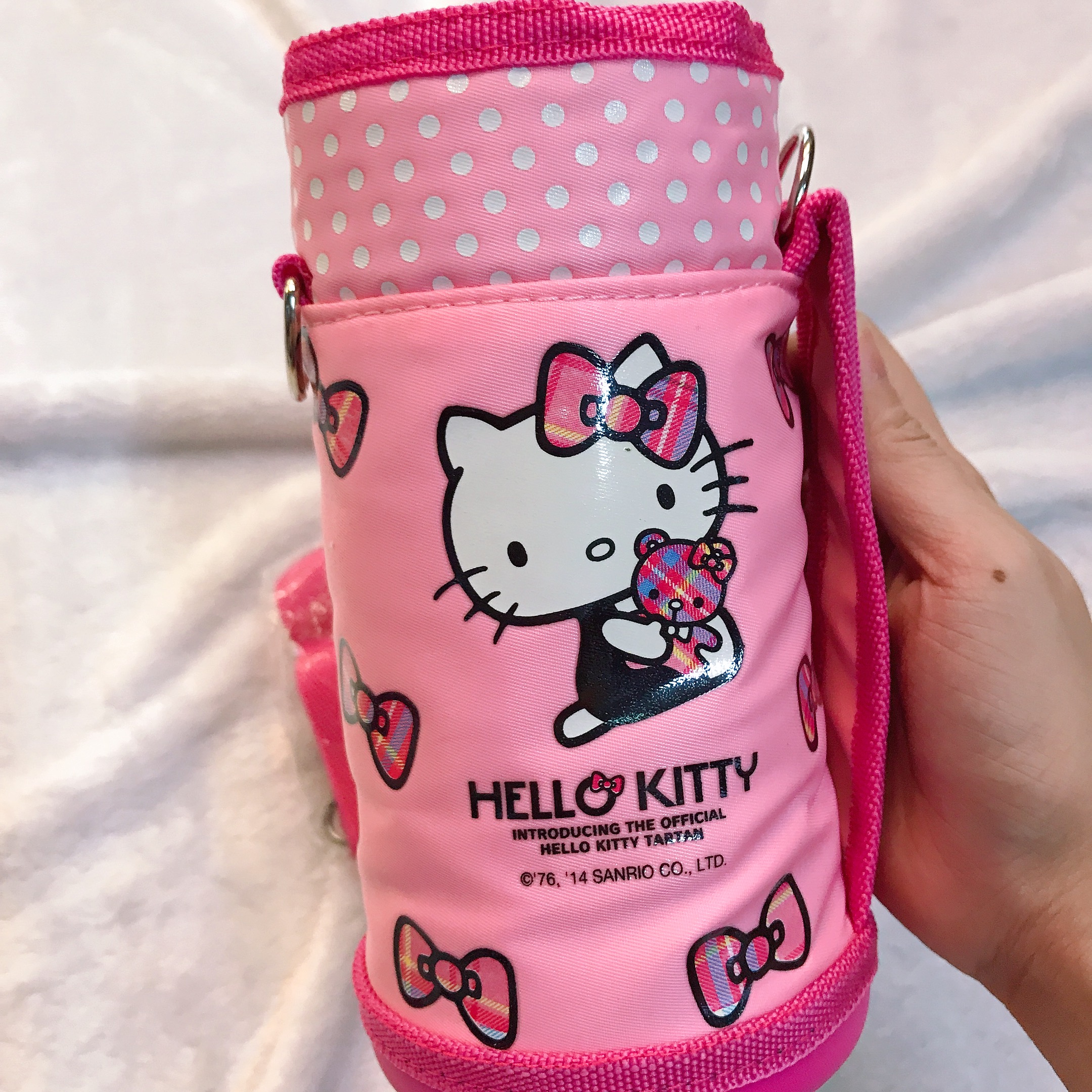 Bình nước giữ nhiệt hình mèo Kitty ôm gấu màu hồng đậm cho trẻ em, bé gái, học sinh - (600ml) - KT3656HD