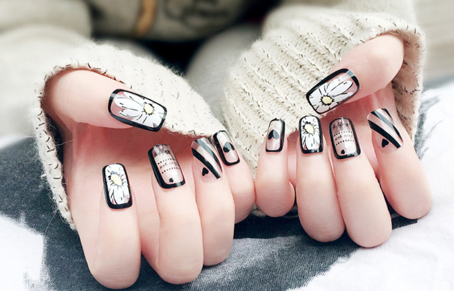 Bộ 24 móng tay giả nail thơi trang như hình