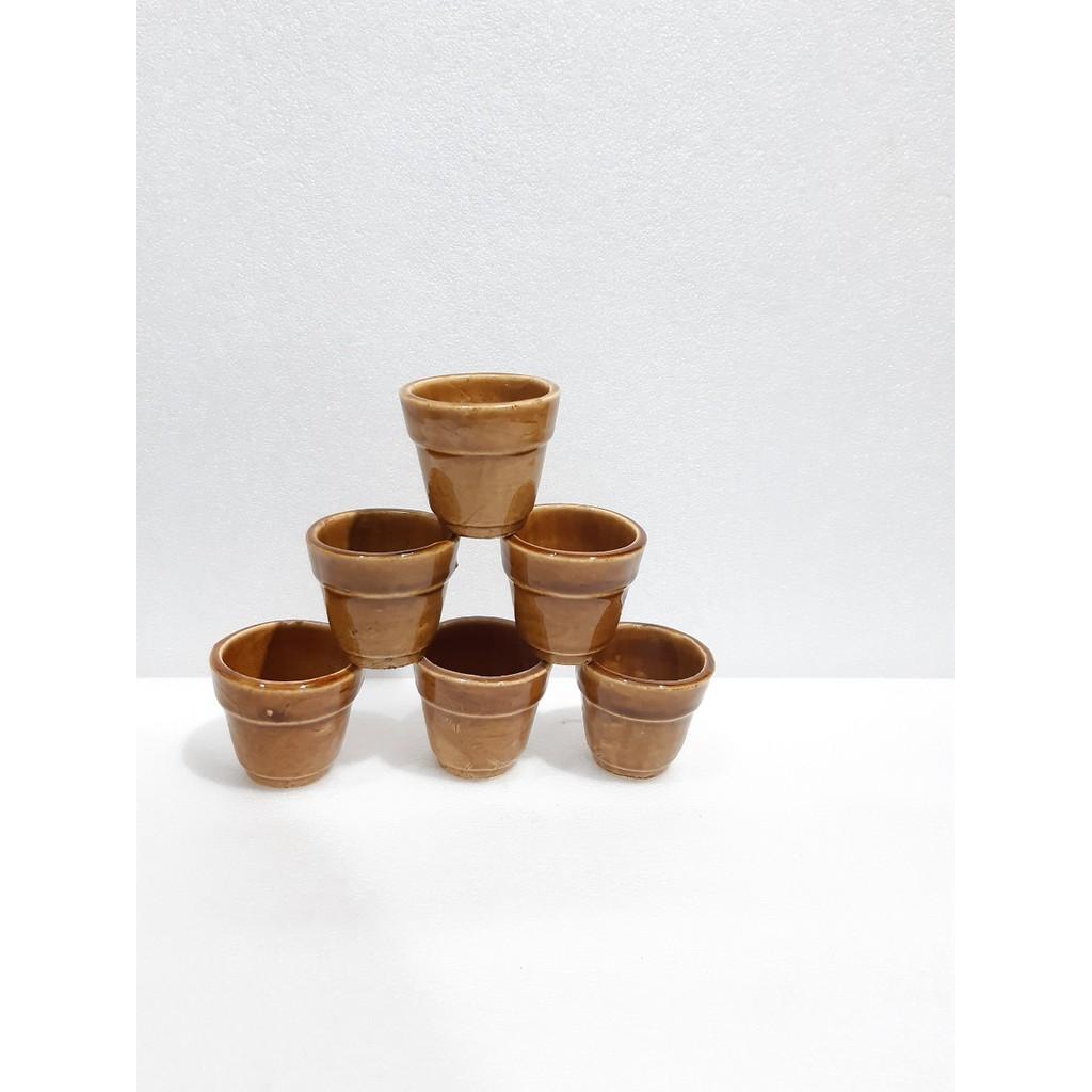 30 tách cafe nâu nhỏ lòng nâu