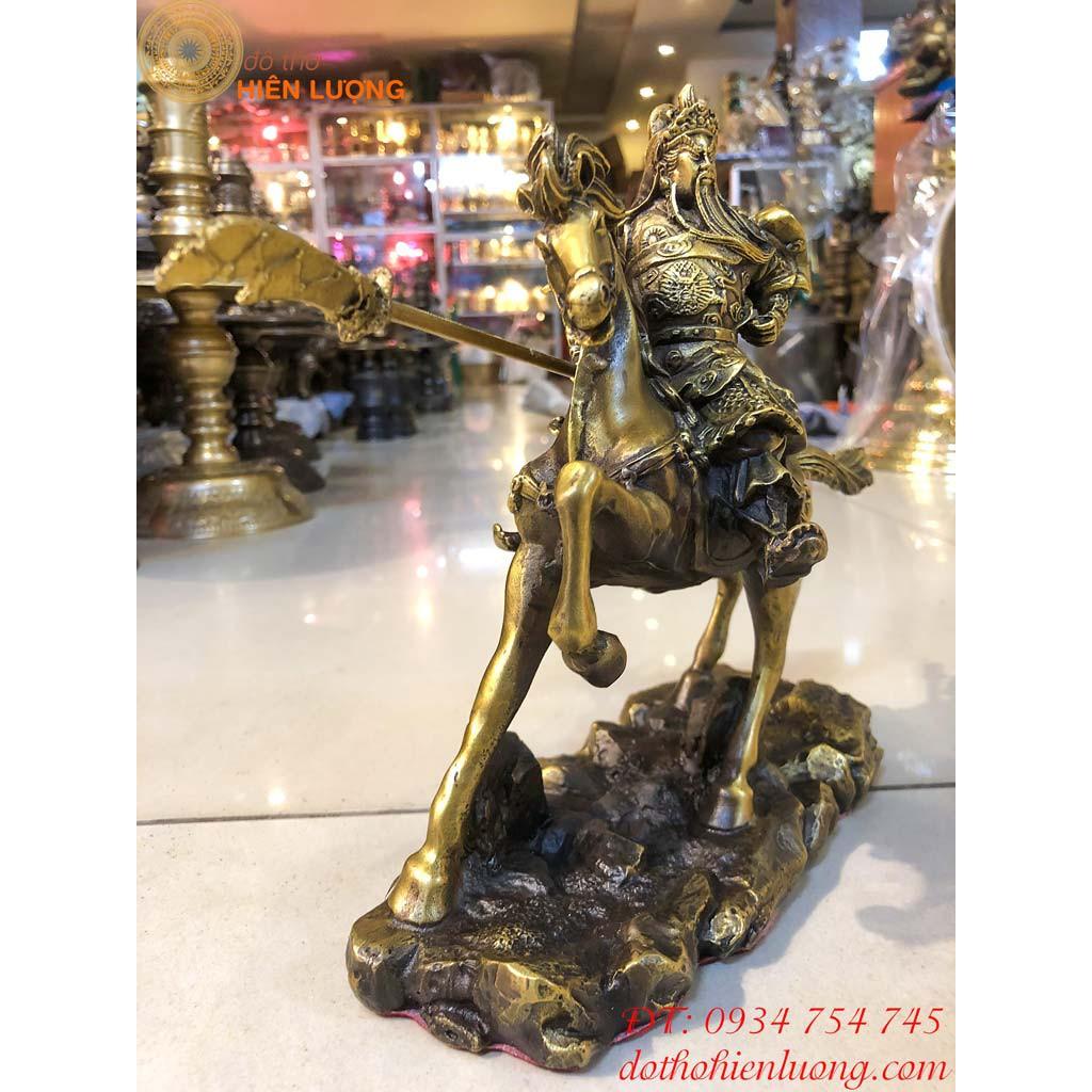 Tượng Quan Công Cưỡi Ngựa Bằng Đồng