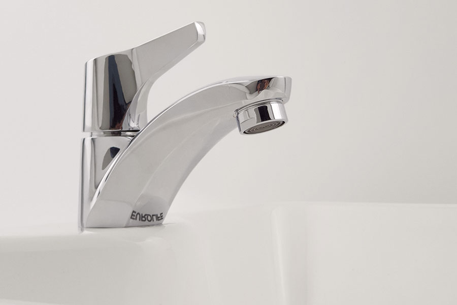 Vòi Lavabo lạnh Eurolife EL-114 (Trắng bạc)