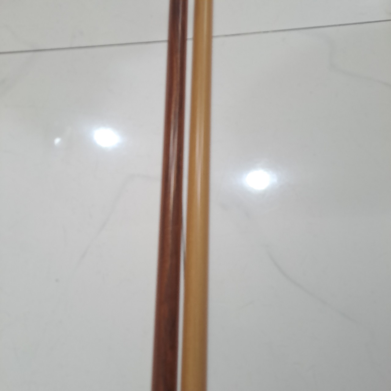 Nẹp Luồn Dây Điện Bán Nguyệt MAH03