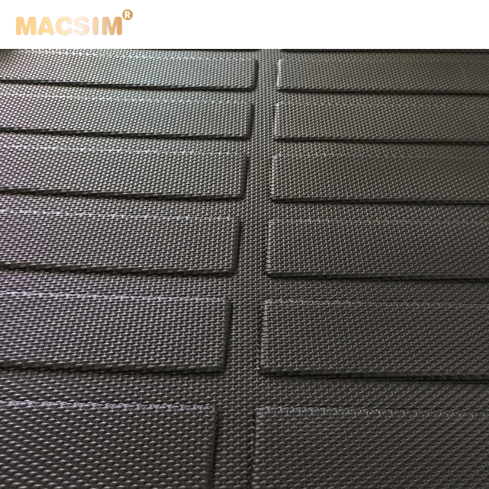 Thảm lót cốp sd xe ô tô Toyota Rush 2018- 2021 nhãn hiệu Macsim chất liệu TPE cao cấp màu đen