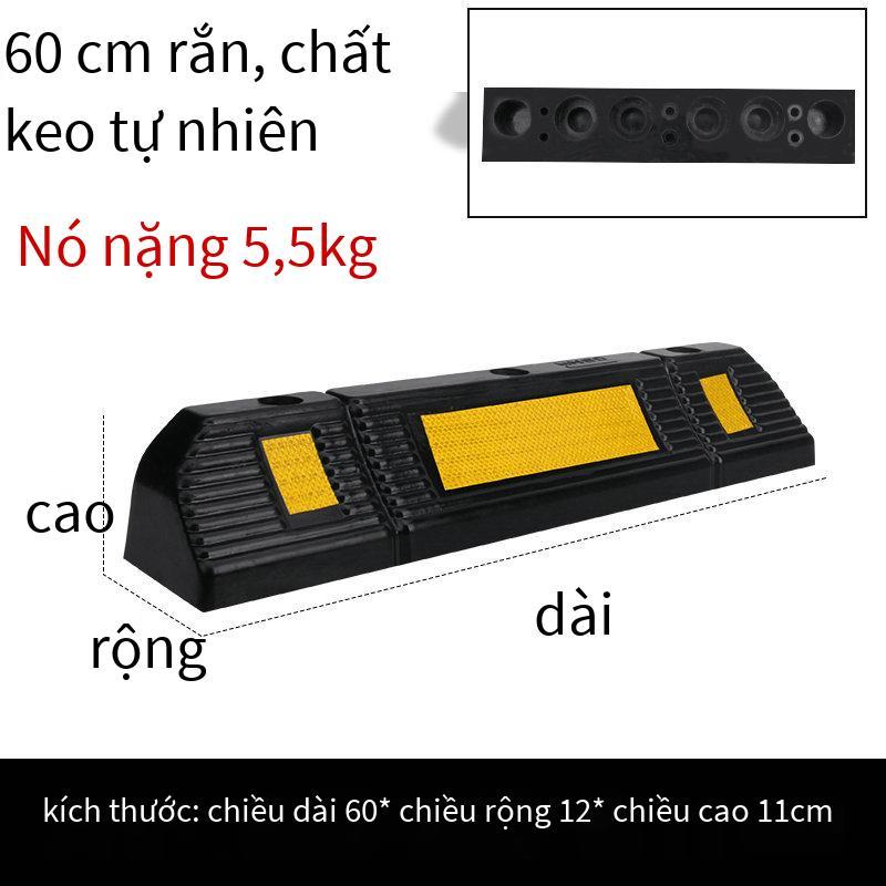 Đảm bảo chất lượng không gian để xe cao su không gian đậu xe cọc đất dày chống va chạm tam giác giữ chỗ khung cọc khung cột xe riêng chiếm nhà để xe