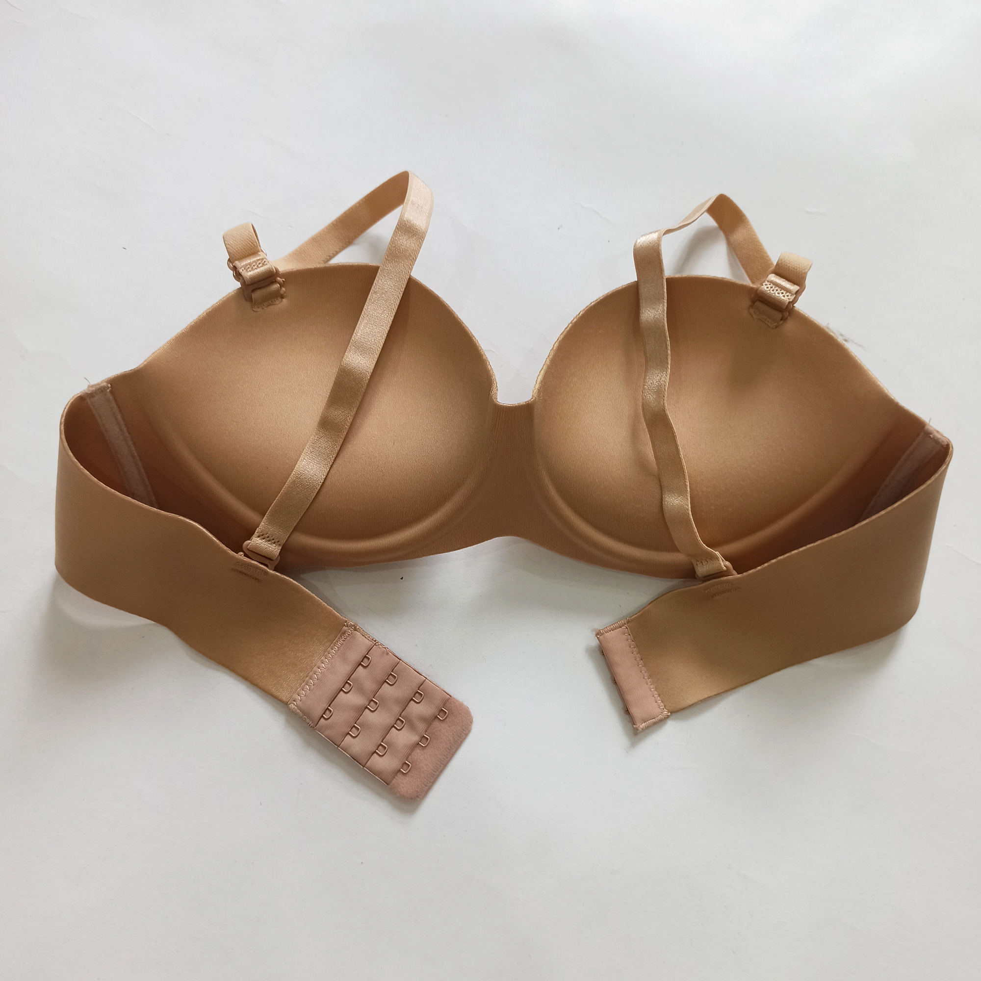 Áo ngực mút dày cúp ngang size 36