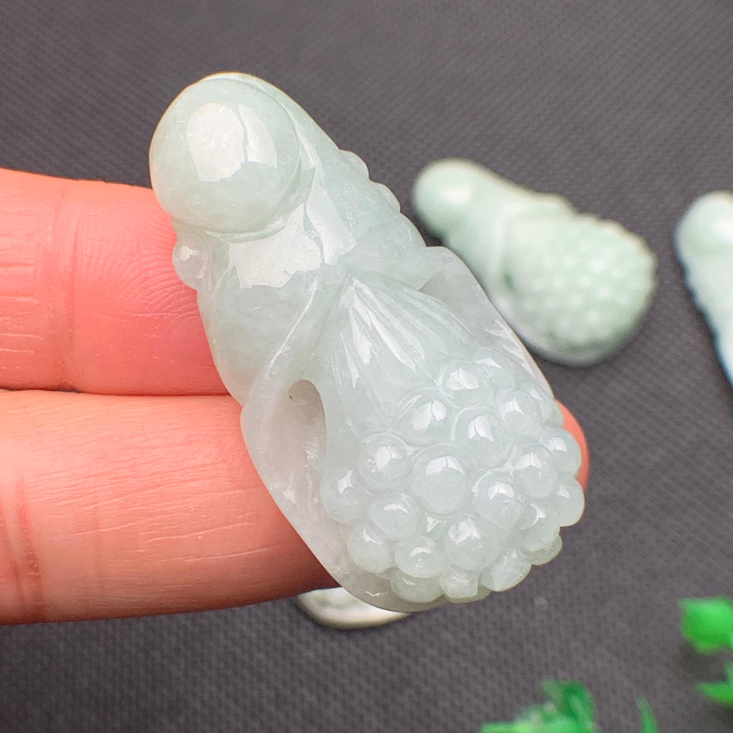 Mặt dây ngọc phỉ thúy tự nhiên Jadeite A