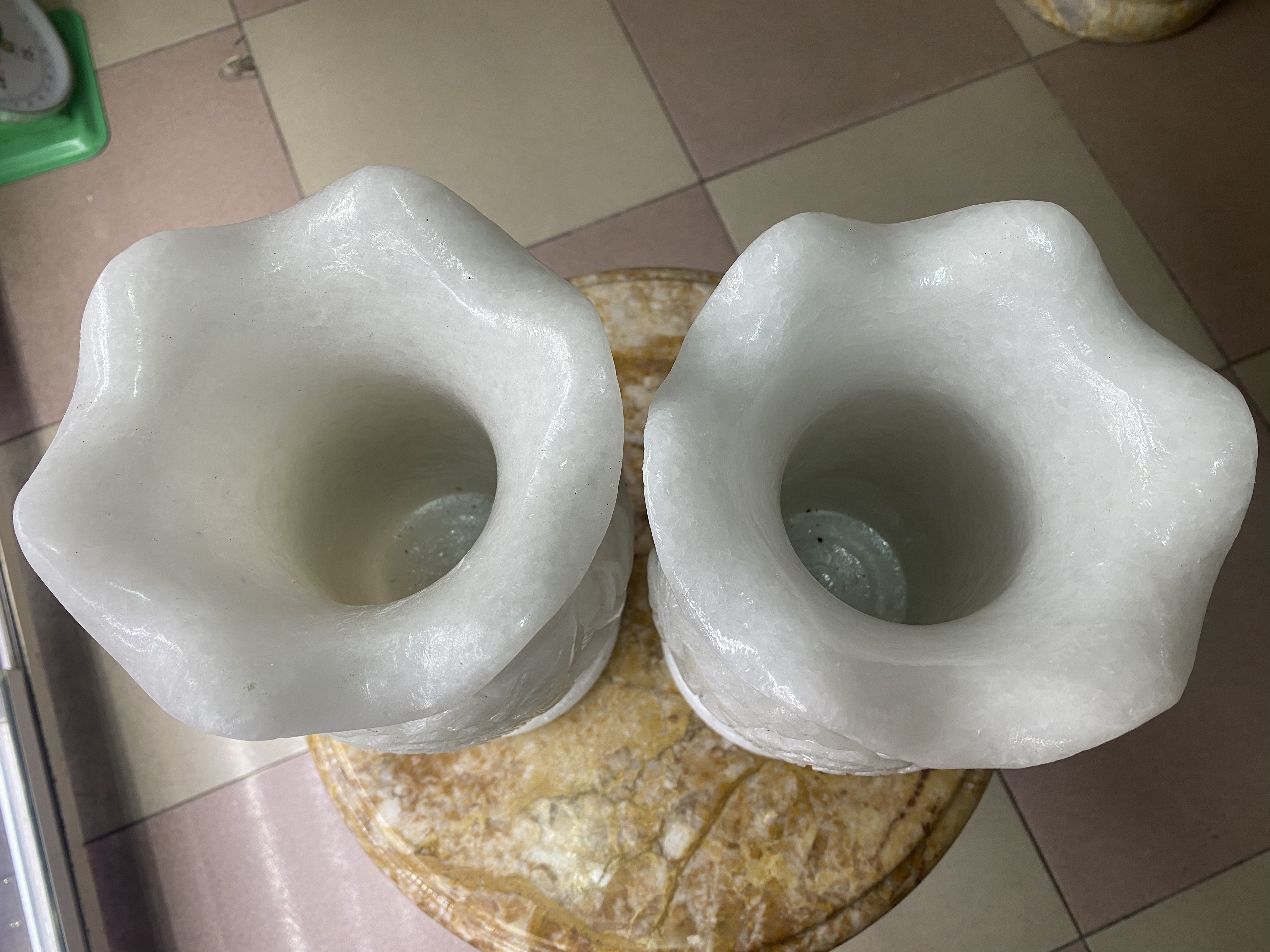 Cặp Bình Hoa Đá Cẩm Thạch Trắng Chạm Khắc Tứ Quân Tử, Mai Lan Cúc Trúc - cao 25.5cm