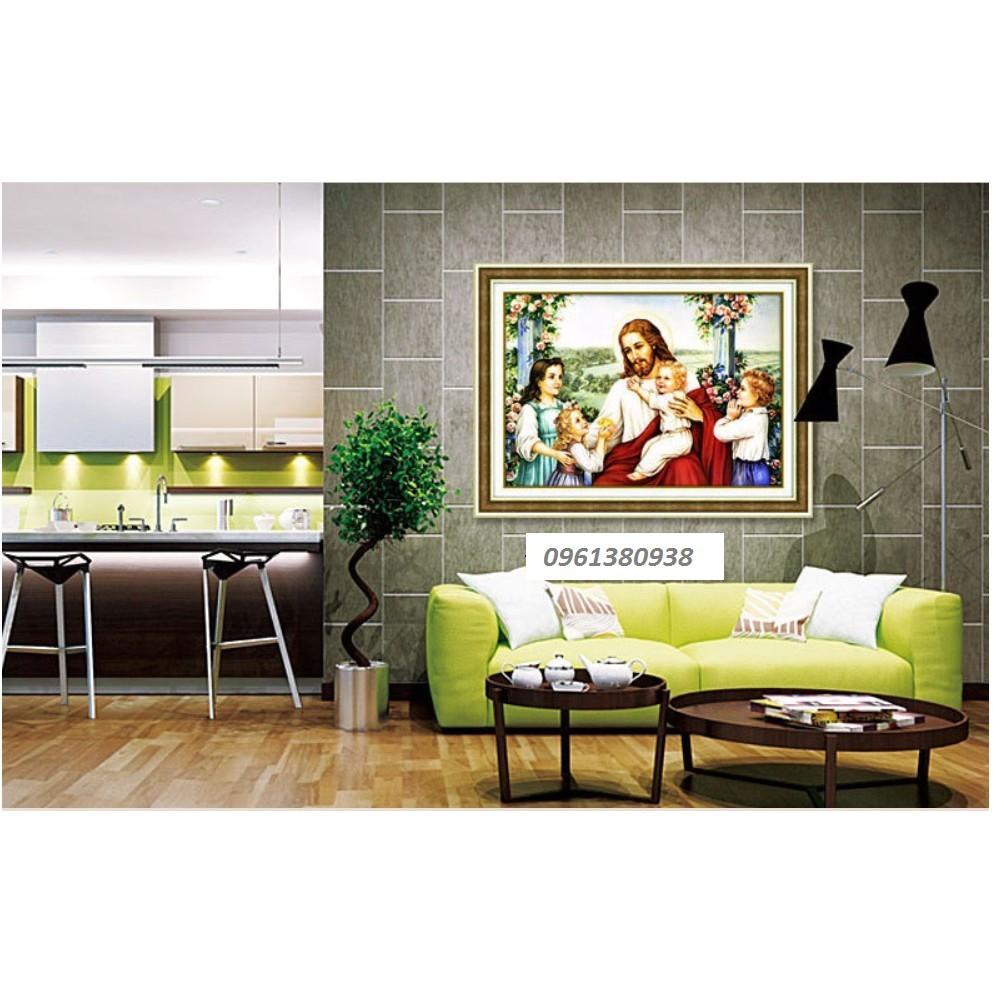Tranh Đính Đá GIA ĐÌNH CHÚA . Kích Thước: 75cm x 53cm
