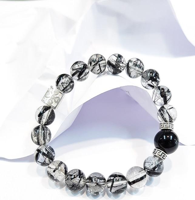 Vòng tay nữ mệnh Kim , Thủy đá thạch anh tóc 2A charm Hoa 3 cạnh