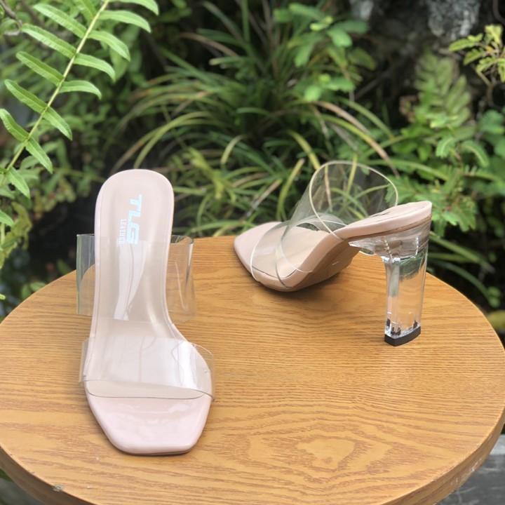 Sandal cao gót quai trong hot trend 2020 trẻ trung năng động 21280