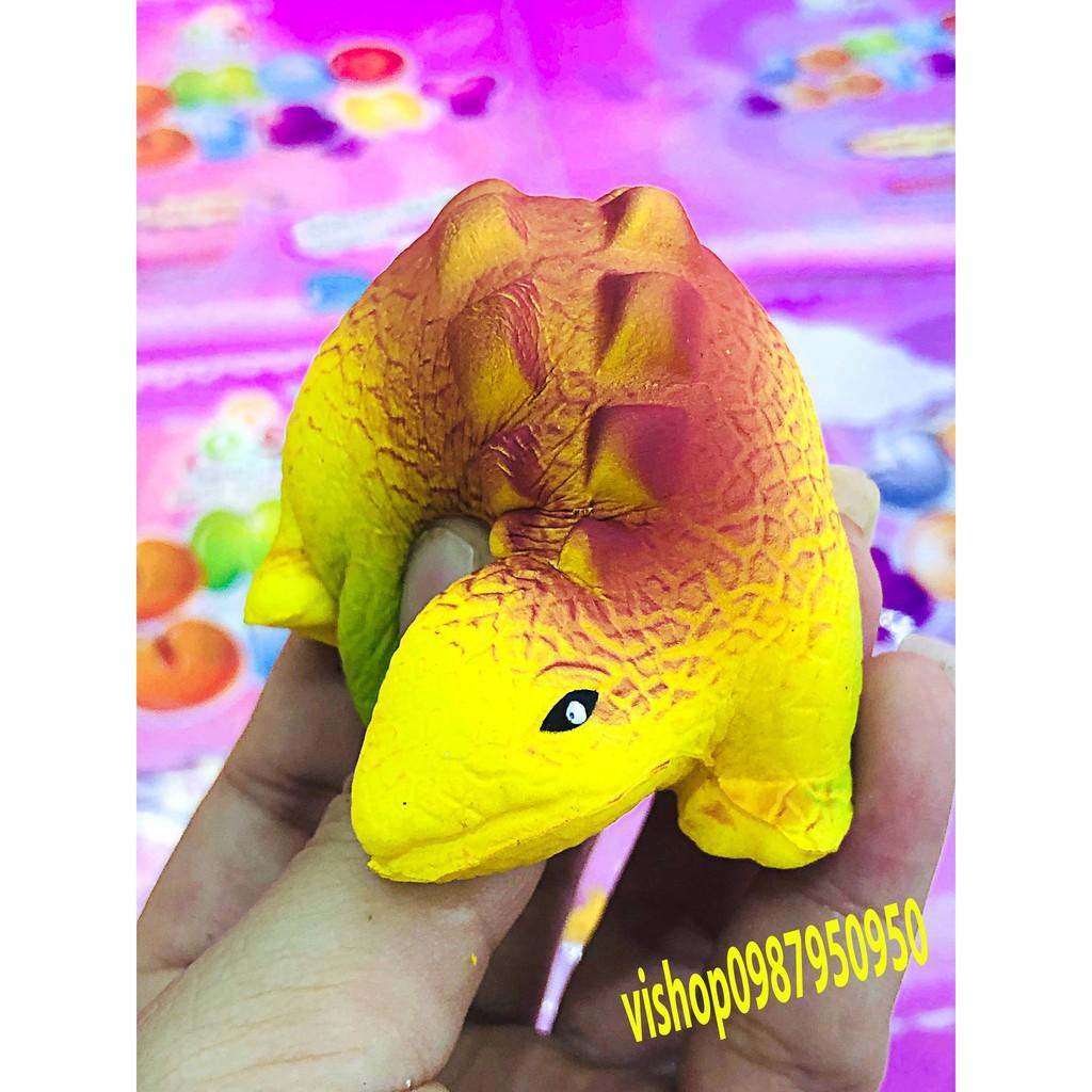 SQUISHY KHỦNG LONG VÀNG LƯNG CÓ GAI (thaolinh950)