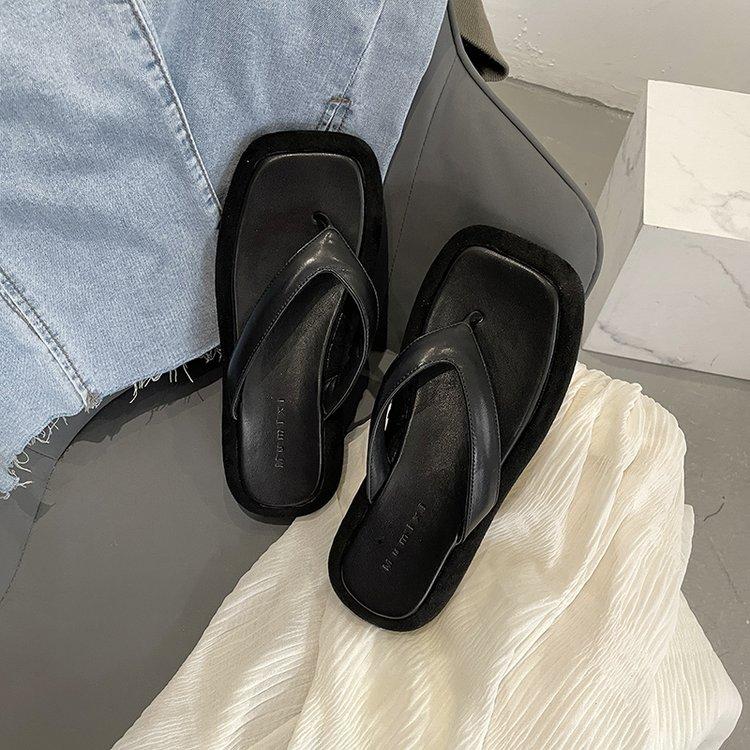 Ulzzang Middle Heel Comfortable Clip Flat Slipper Sandals