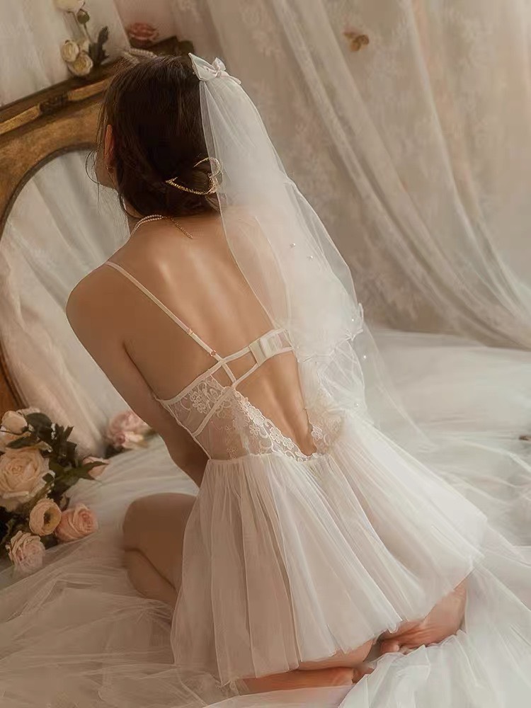 Váy Ngủ Siêu Mỏng Quyến Rũ (không kèm cài tóc, tất) - B.Lingerie