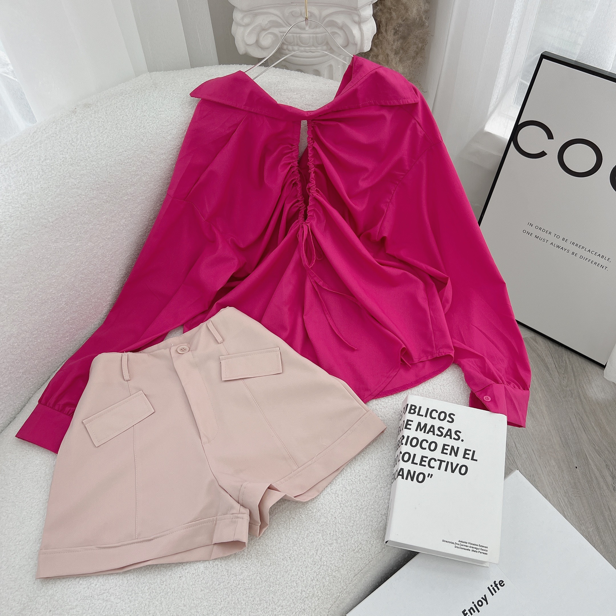 SET ÁO SƠ MI HỒNG + QUẦN SHORTS