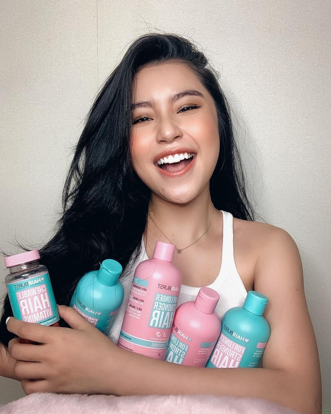 Combo Gội Xả HAIRBURST Kích Thích Mọc Tóc For Longer Stronger Hair 350ml/Chai+ Tặng Kèm Túi Đựng Mỹ Phẩm