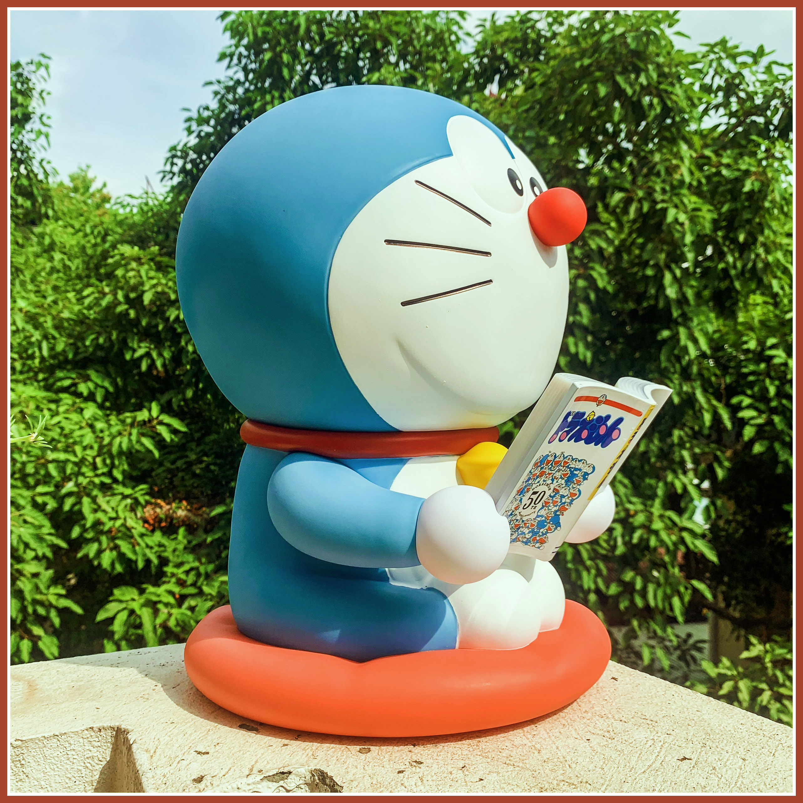 Mô hình doremon , doraemon đọc sách siêu khủng