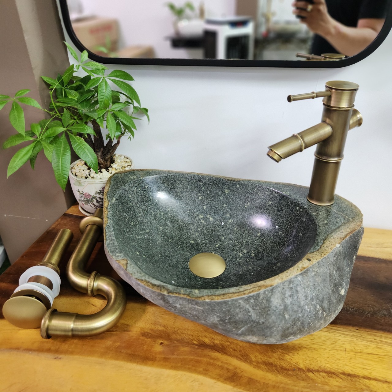 Chậu Lavabo đá cuội tự nhiên