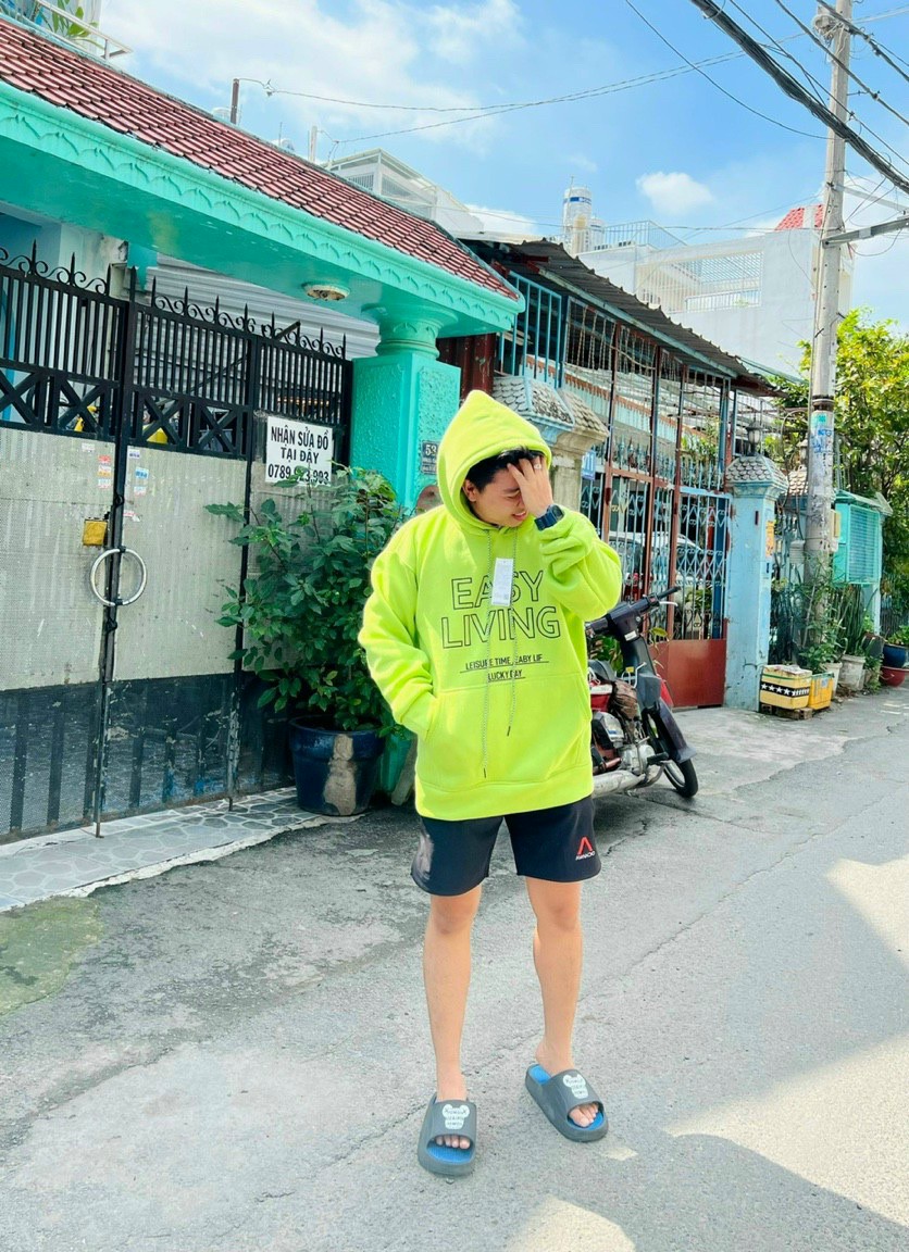 Áo Hoodie EASY LIVING chất nỉ ngoại dày, form rộng ullzang , Áo Hoodie cặp đôi, Hoodie Hàn Quốc, Áo Khoác Hoodie & Sweater Nam Nữ Họa Tiết Chữ EASY LIVING Chất Nỉ Ngoại 2 lớp Form Cực Thoải Mái