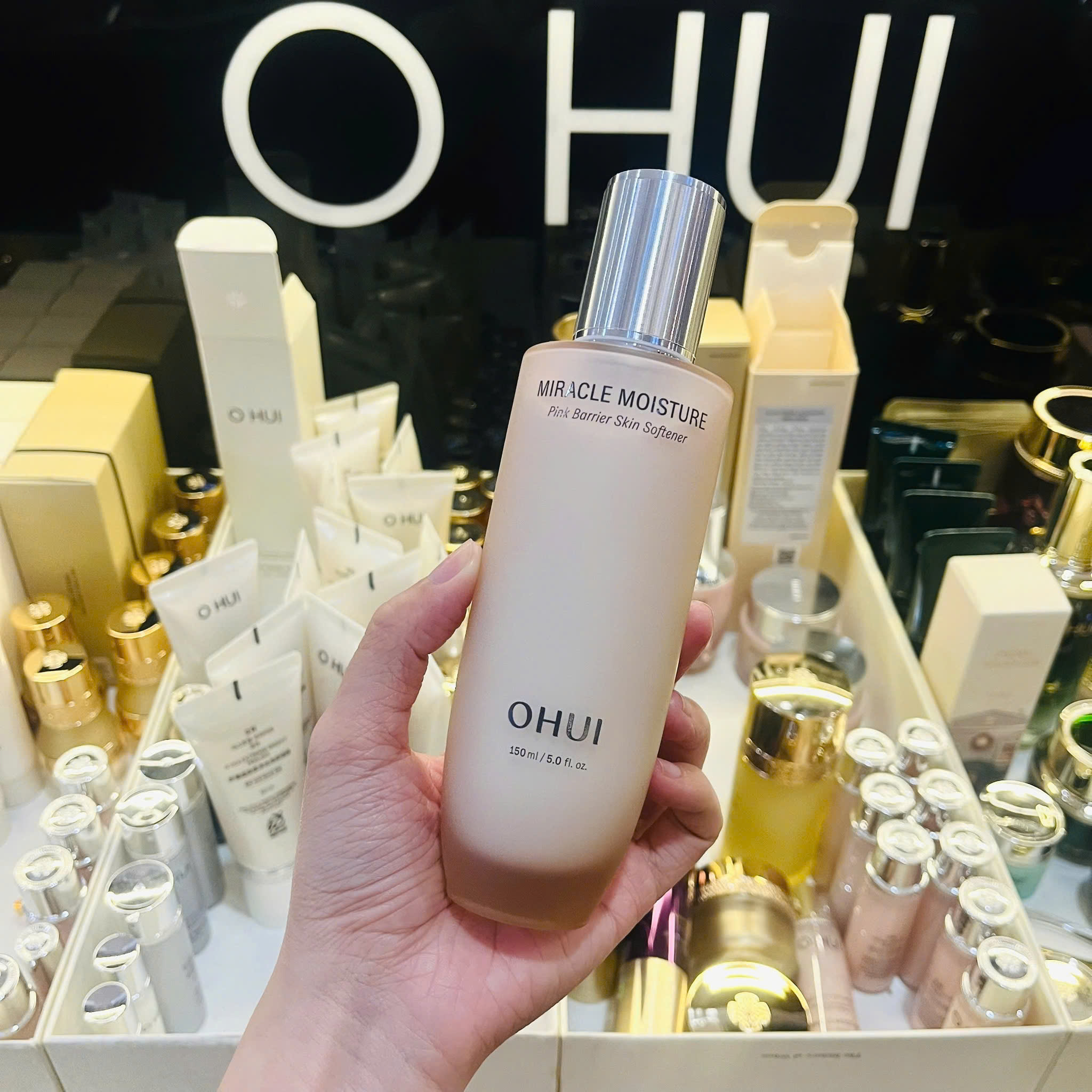 Nước Hoa hồng Dưỡng Ẩm Cân Bằng Ohui Miracle Moisture Pink Barrier Skin Softener 150ml tach set