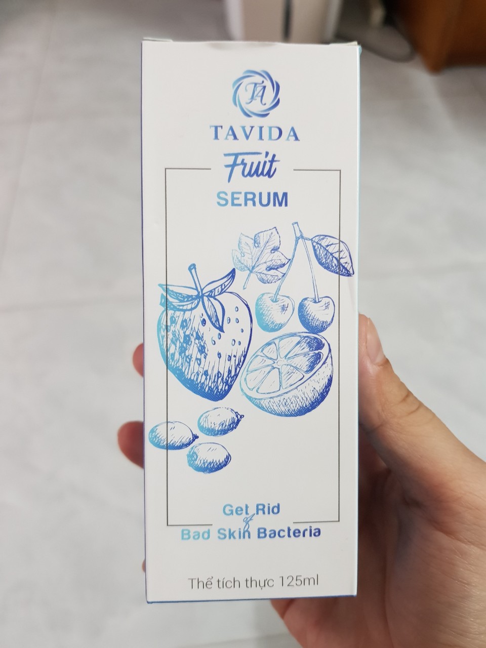 Chuyên hỗ trợ trị mụn lưng,viêm nang lông - Chai xit men vi sinh, serum trái cây Tavida