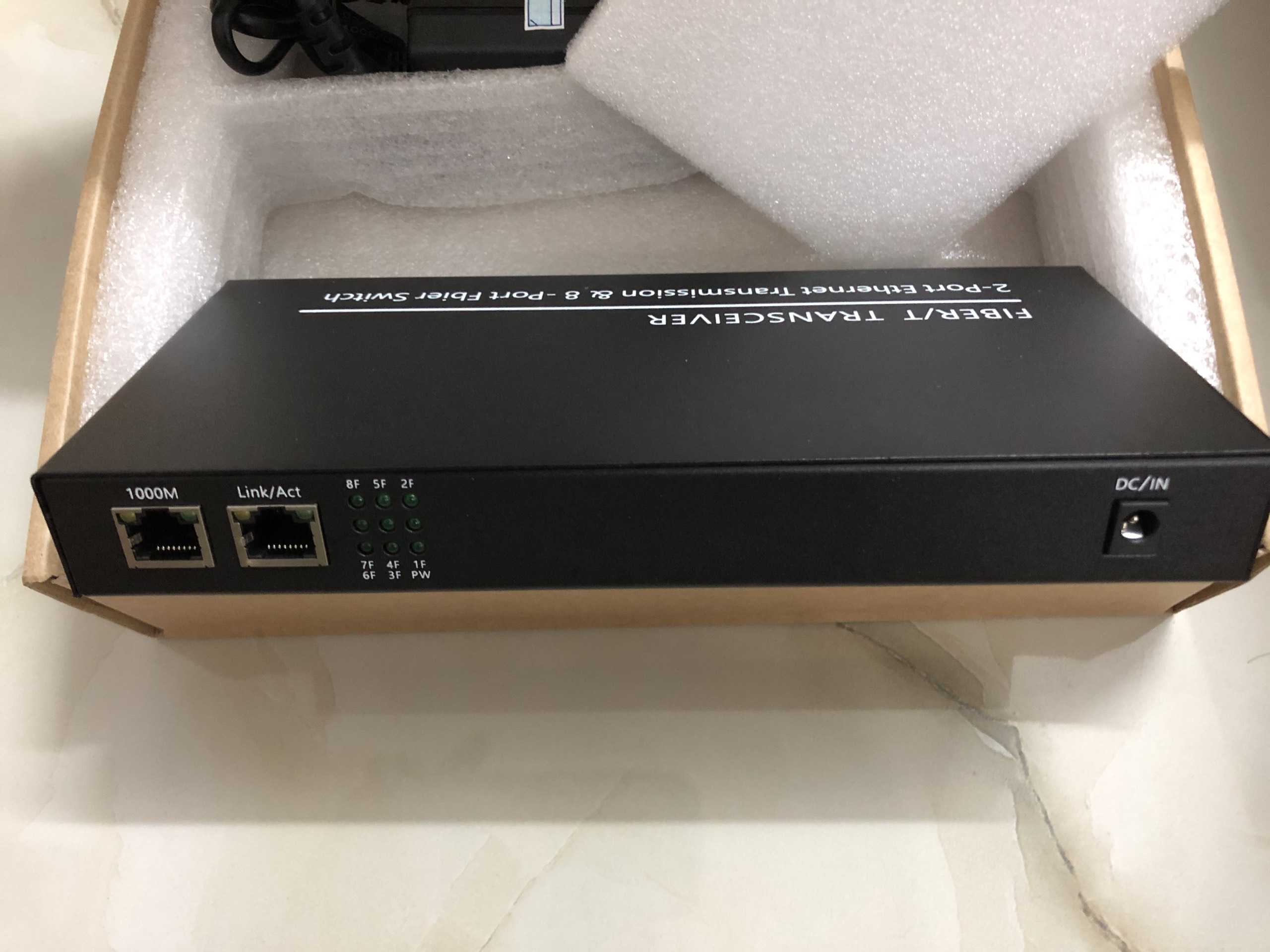 Thiết Bị Chuyển Đổi Quang Điện 1 Sợi Media Converter 1FO 8Q 2LAN 1Gbps