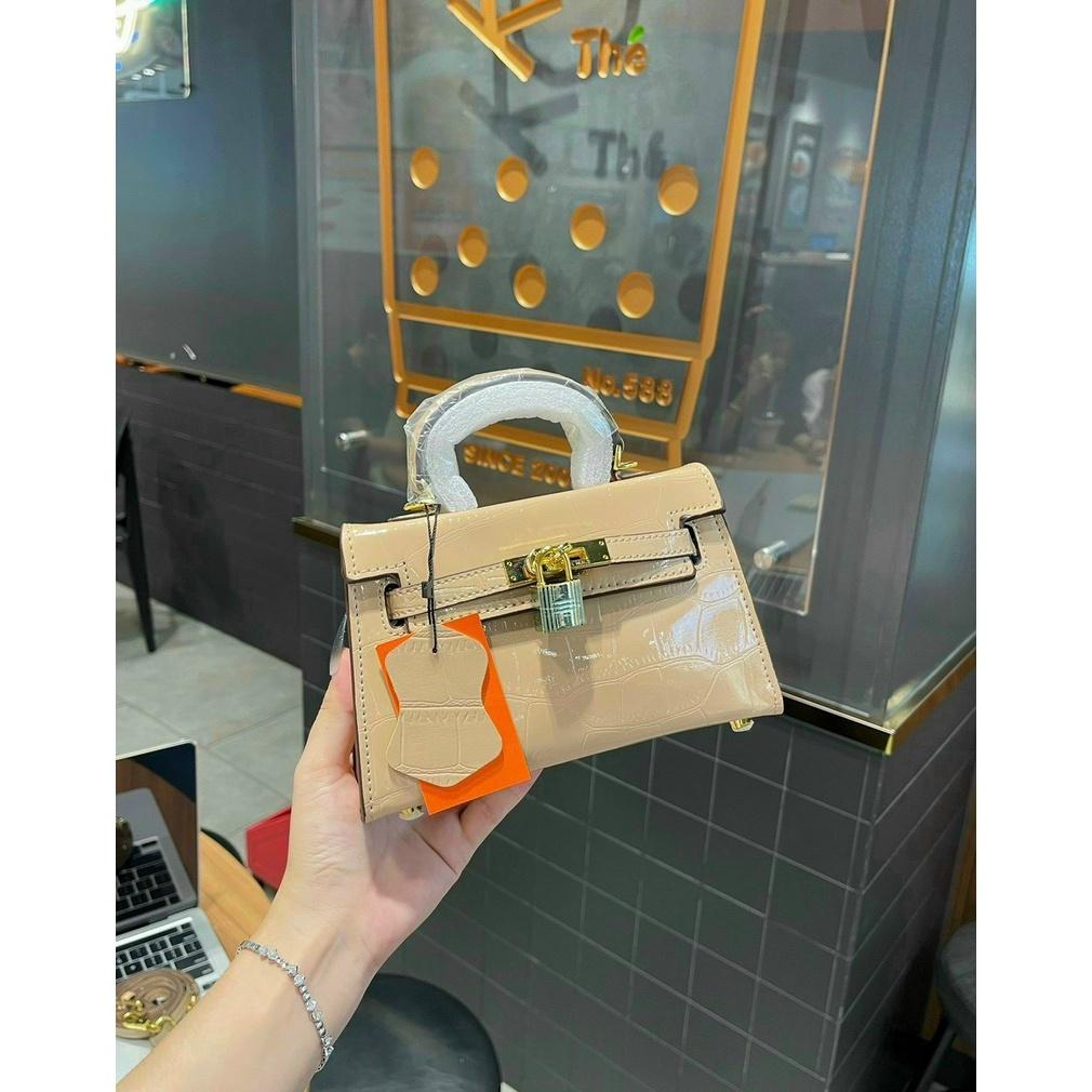 Túi Đeo Chéo Hờ Mờ Da Rắn SIZE 19 CM Không Hộp Siêu Đẹp Thiết Kế Trẻ Trung Điệu Đà STORYBOOK