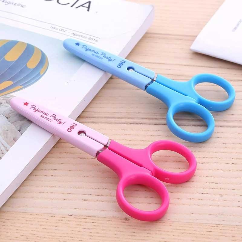 Kéo Học Sinh Deli 6022 - Màu Hồng