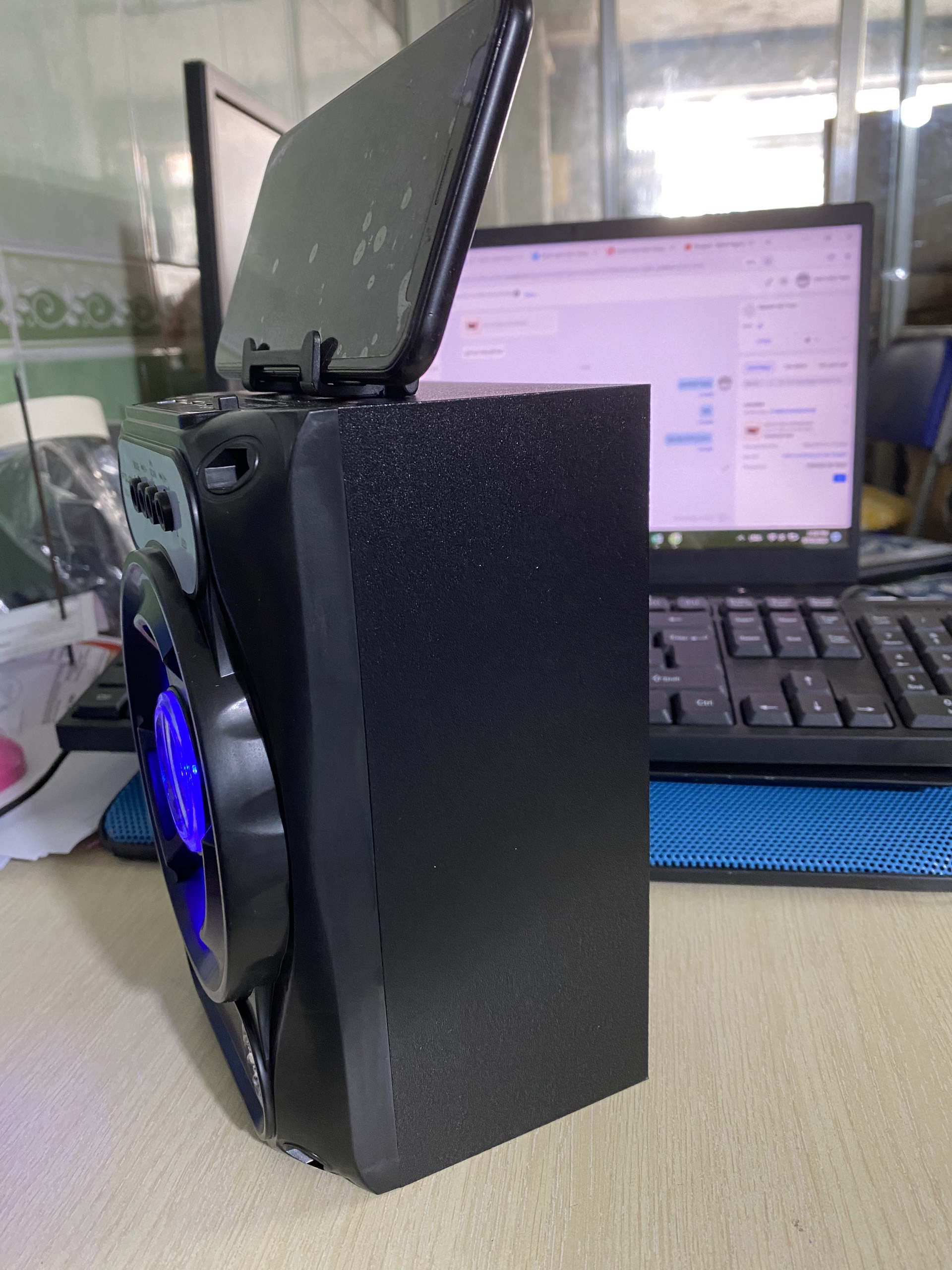 Loa bluetooth xách speaker âm thanh to chuẩn