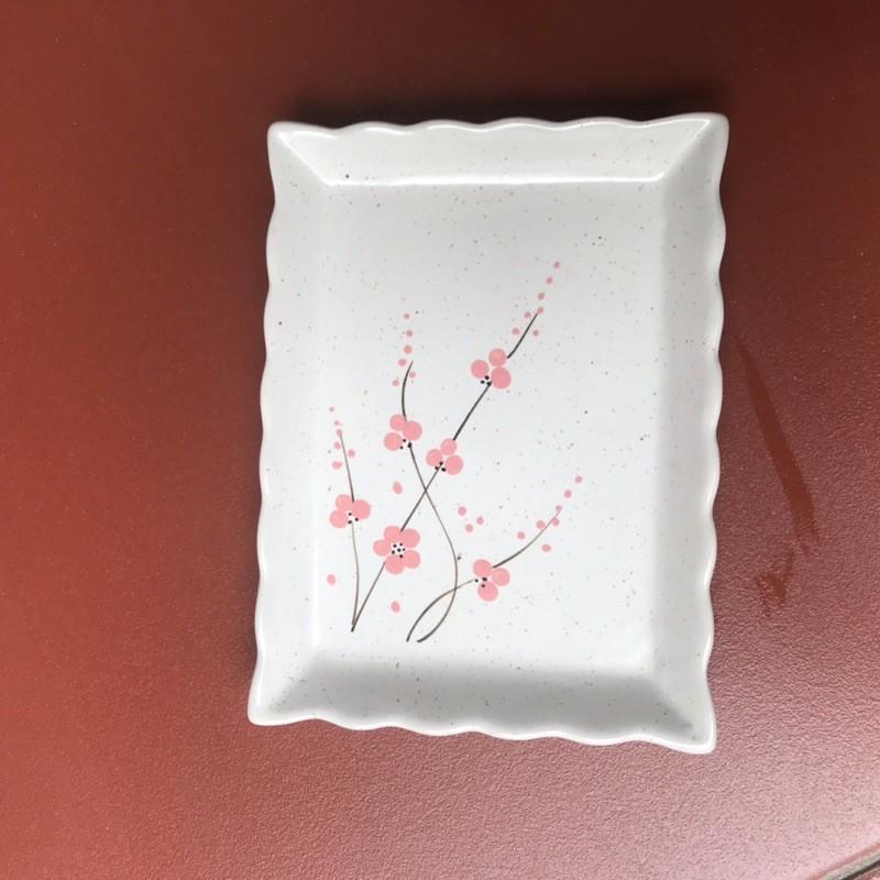 Đĩa chữ nhật miệng lượn