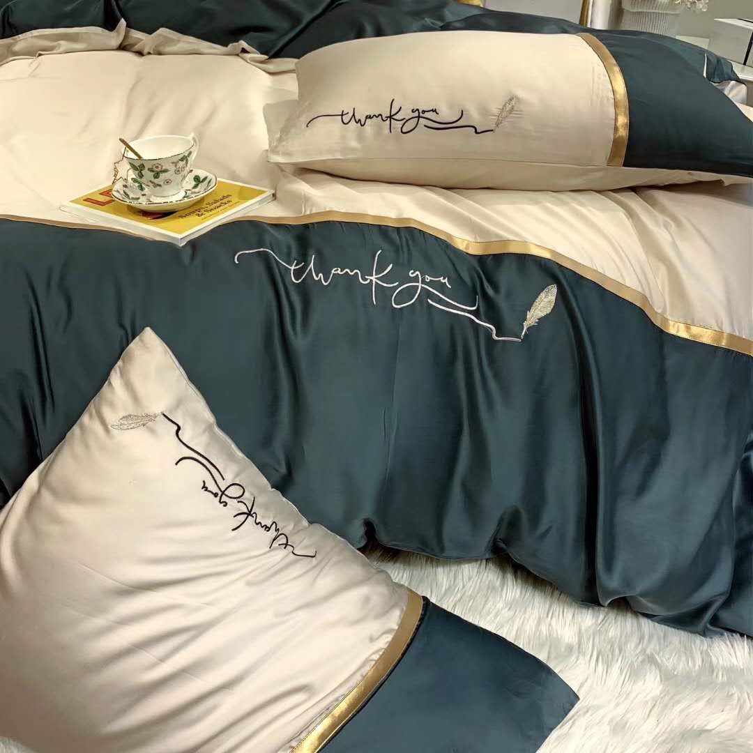 Chăn ga gối tencel loại đẹp-Trắng Xanh-Tặng 1 móc khóa Houston