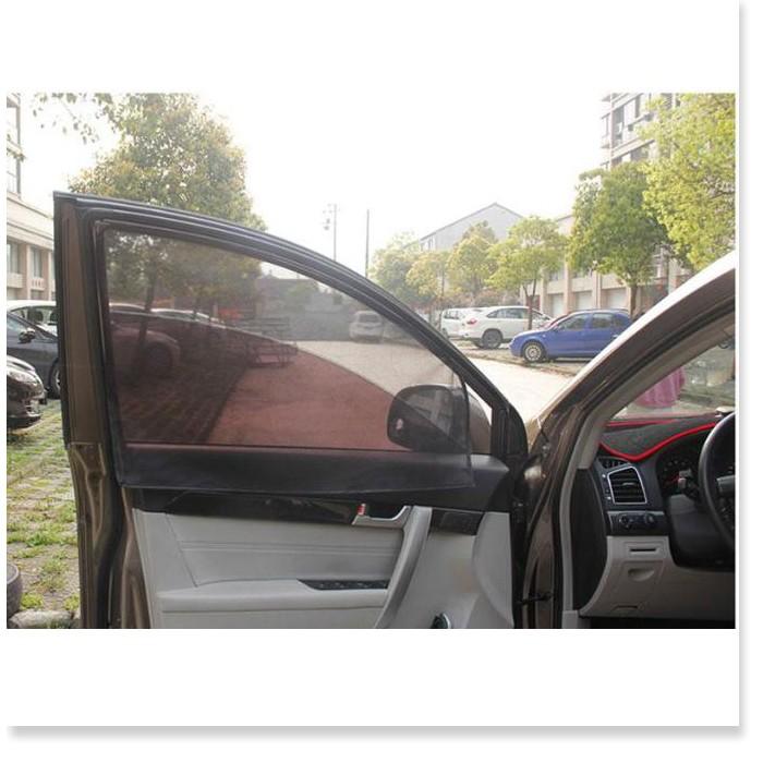 Tấm che nắng cửa sổ ô tô từ tính