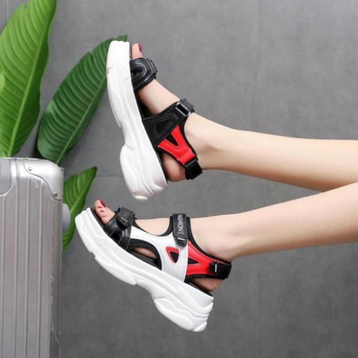 Sandal Nữ, Giày Sandal Học Sinh Cao 5Cm Màu Đen Phối Màu Chất Da Mềm Đế Nhẹ Dễ Đi Hàng Quảng Châu Fullbox Tạo S