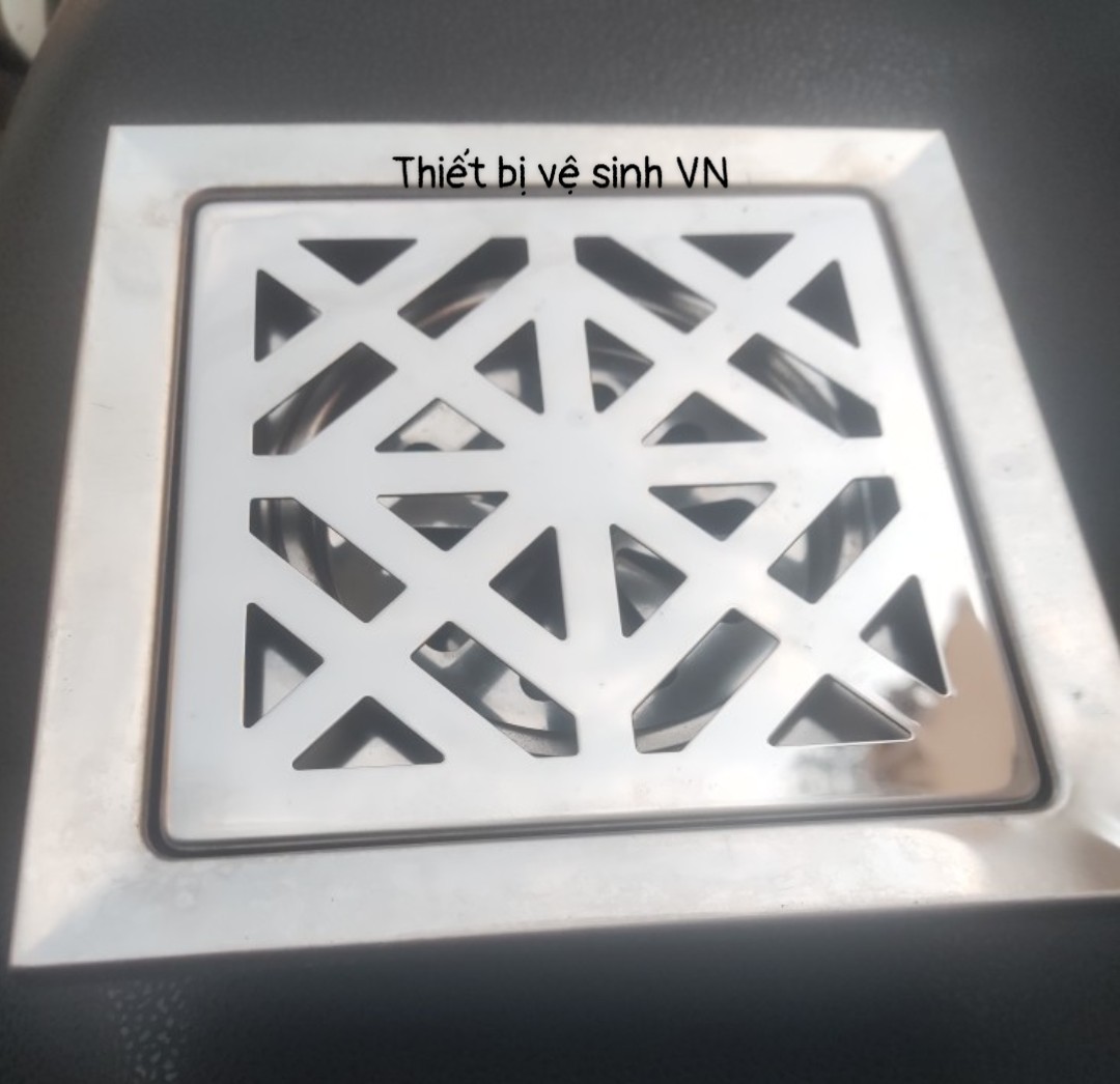 Ga thoát sàn 15*15 phi 90 GVKM15