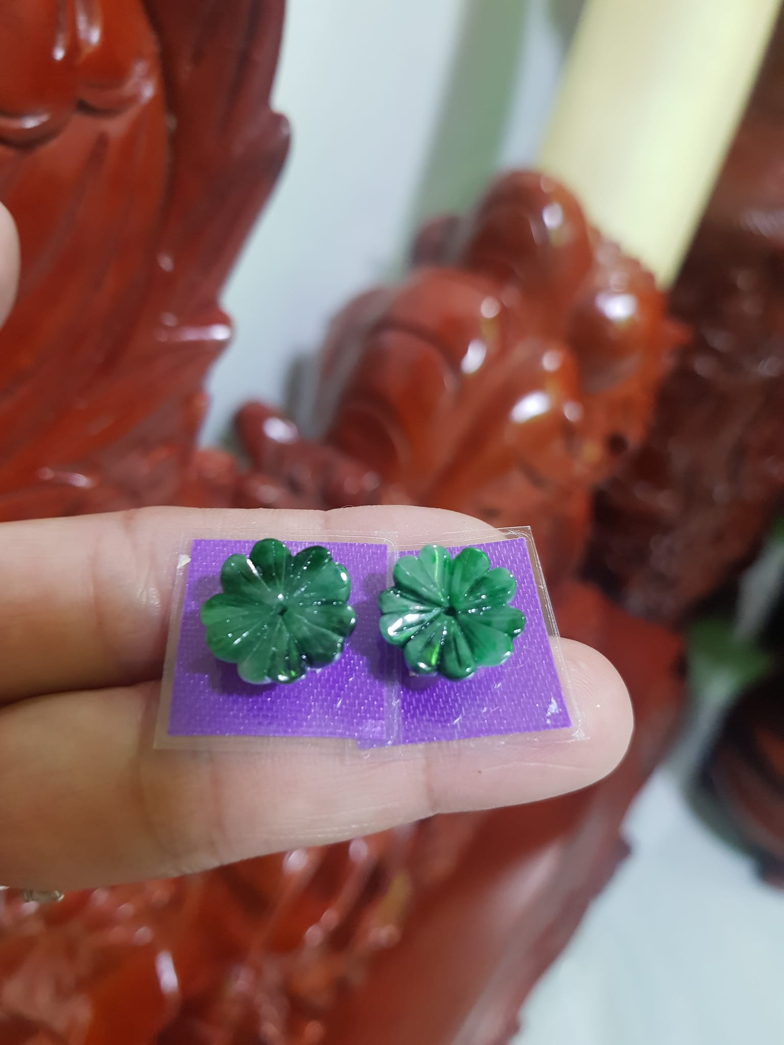 Đôi Bông Tai Bông Mai Trái Tim Size trung mới đẹp 14mm x 4mm Đá Ngọc cẩm thạch tự nhiên xanh đậm điểm sơn thủy bóng đẹp Nữ mệnh Thủy bọc vàng đeo rất đẹp sang ạ