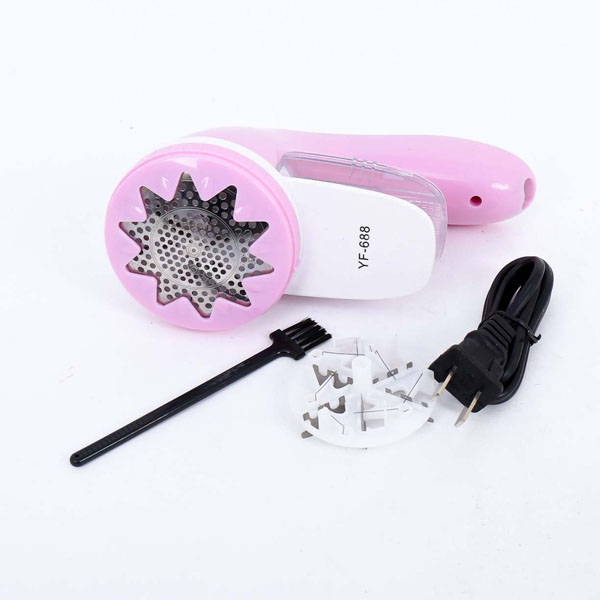 Máy cắt lông xù sạc pin 6 lưỡi thiết kế nhỏ gọn với 6 lưỡi dao sắc bén giúp bạn dễ dàng cắt sạch những phần lông xù trên quần áo, vớ tất