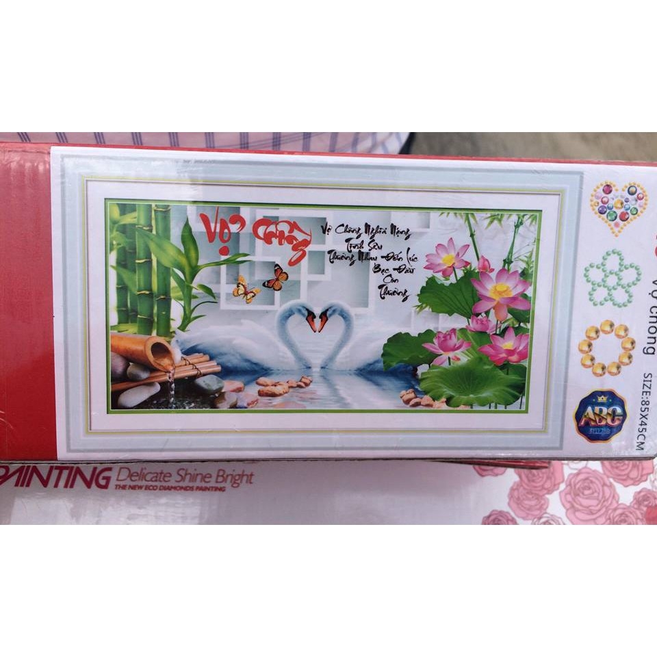 Tranh đính đá Vợ Chồng  chưa đính