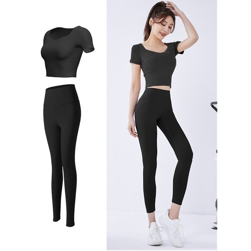 Set quần áo tập gym yoga 2 món, áo croptop ngắn tay có mút đệm và quần dài ôm body, tôn dáng, thời trang