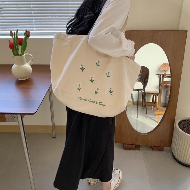 {NEW} Túi Tote Túi Vải Thêu Hoa Cúc Chất Canvas Siêu Dày Fiu.bagstore