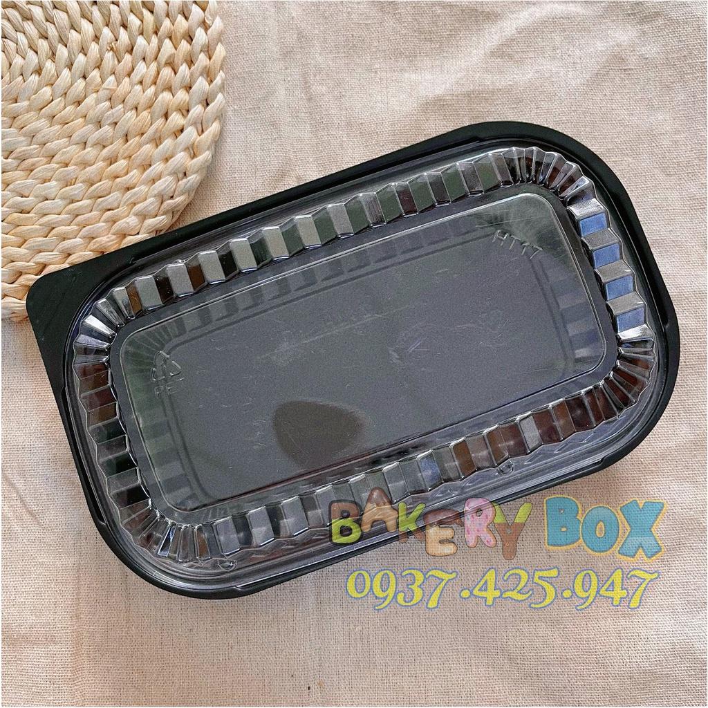 50 Hộp nhựa đế đen đựng cơm, bánh su kem HT17