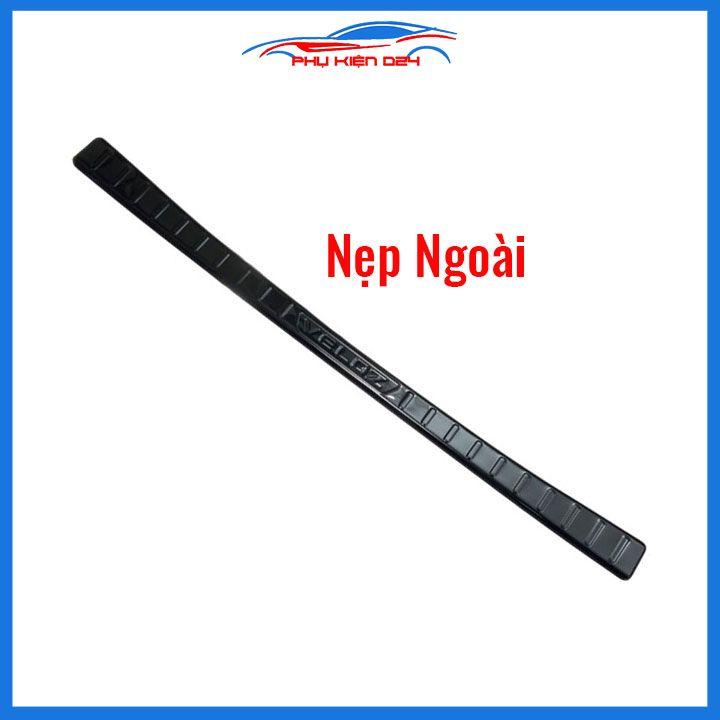 Ốp chống trầy cốp Veloz 2022-2023 vân titan bảo vệ cốp sau xe chống va đập