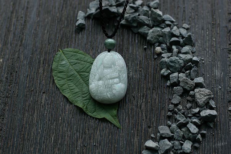 Mặt Dây Chuyền Phổ Hiền Bồ Tát Đá Cẩm Thạch  Ngọc Quý Gemstones MD16