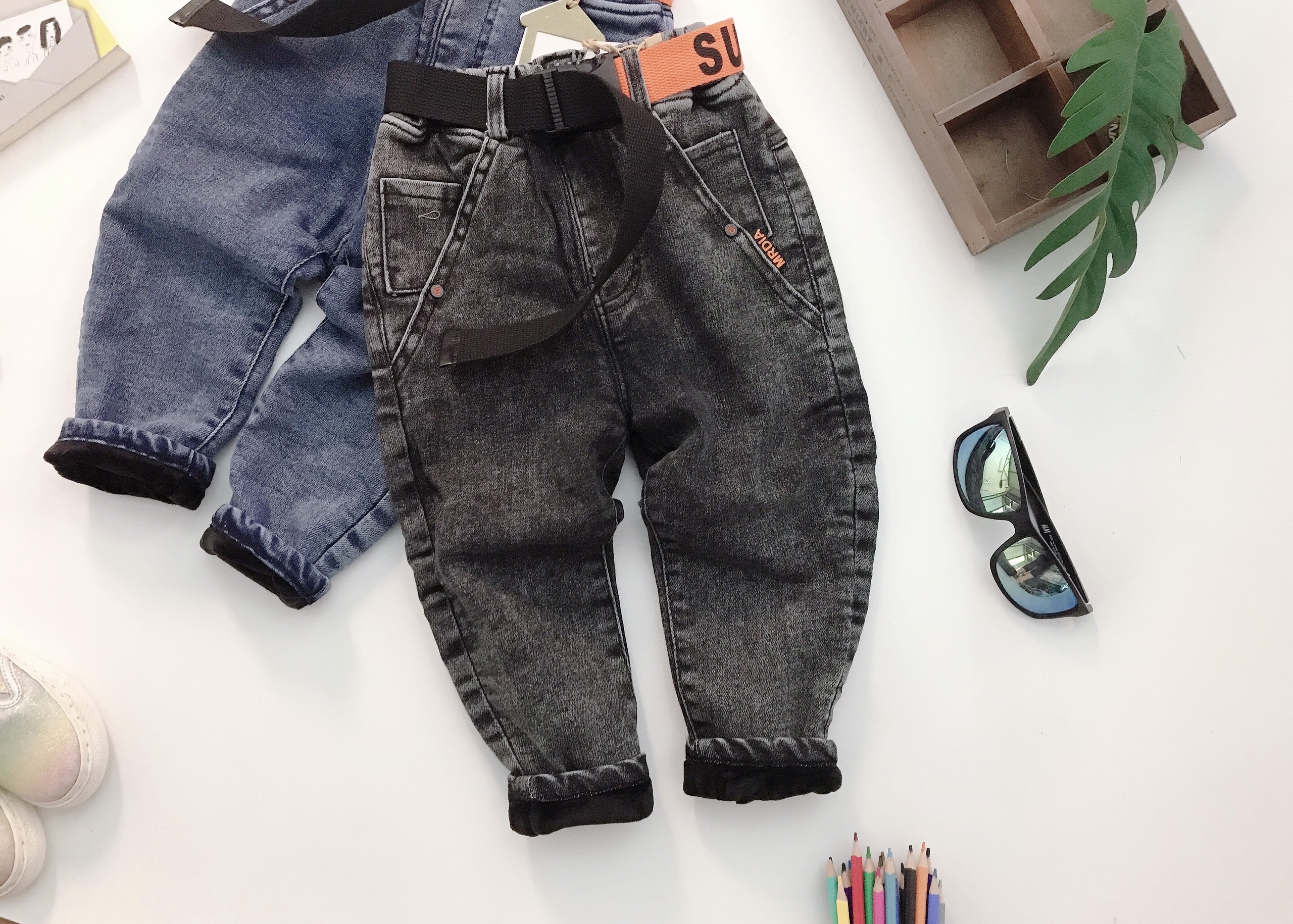 Quần jeans lót lông kèm thắt lưng bé trai 1-5 tuổi